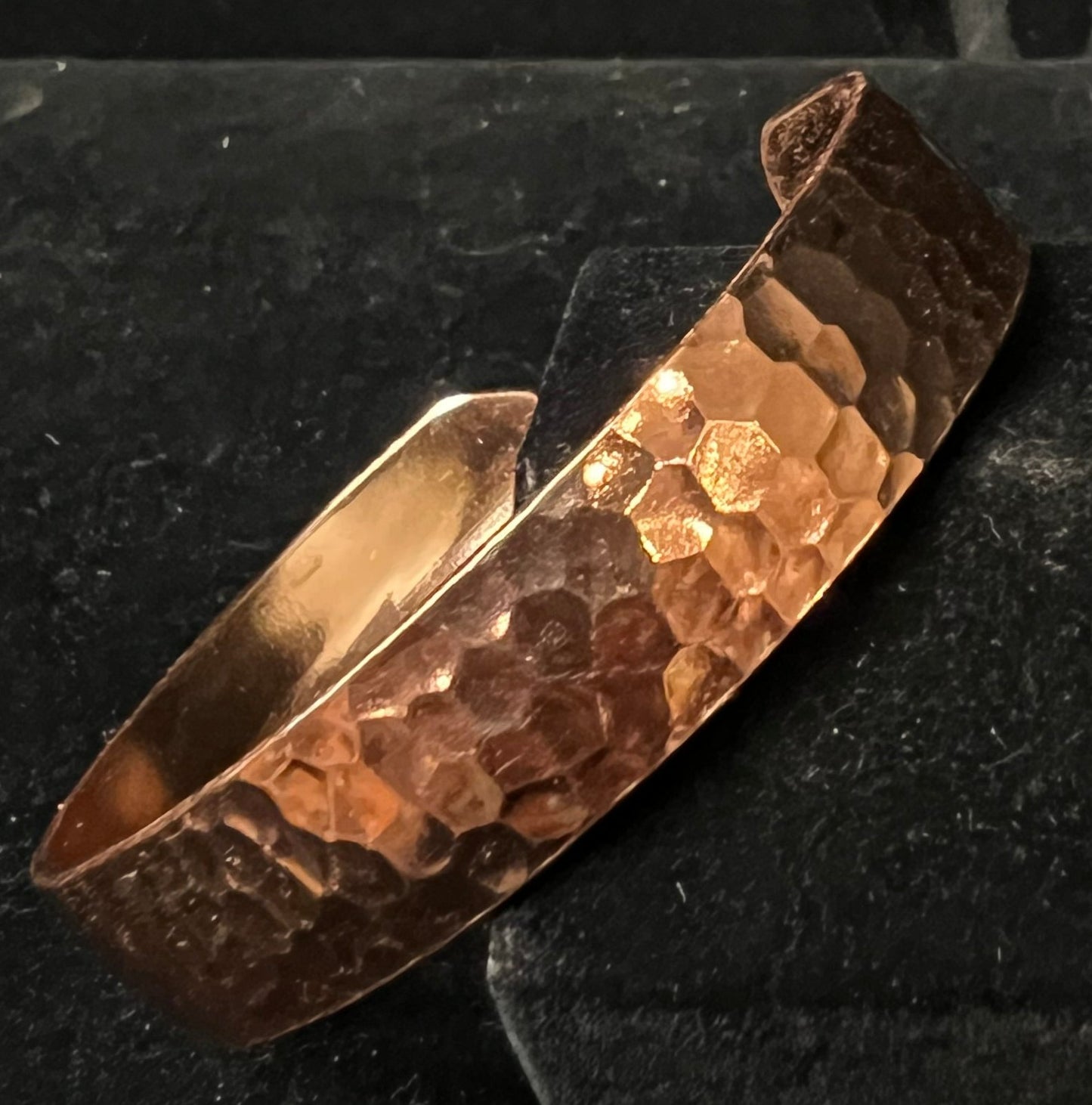 Hammered Pattern Copper Bracelet
